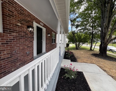 12200 Clear Creek Drive - Photo Thumbnail 6