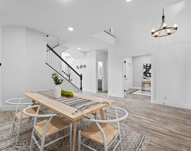 10909 River Plantation Dr - Photo Thumbnail 8