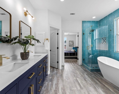 10909 River Plantation Dr - Photo Thumbnail 2
