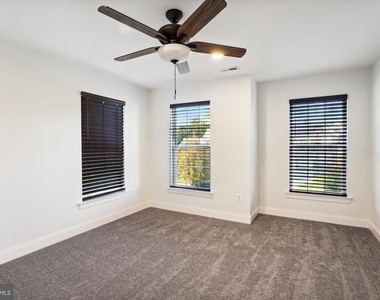 4506 Hatties Progress Drive - Photo Thumbnail 11