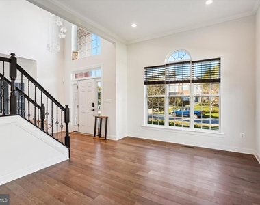 4506 Hatties Progress Drive - Photo Thumbnail 2