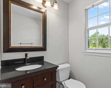 12204 Stanfield Court - Photo Thumbnail 18