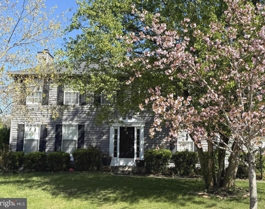 12204 Stanfield Court - Photo Thumbnail 2