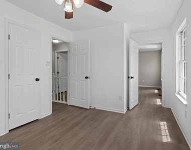 12204 Stanfield Court - Photo Thumbnail 25