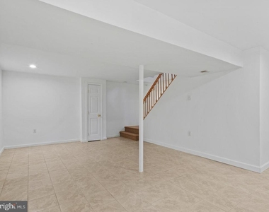 12204 Stanfield Court - Photo Thumbnail 39