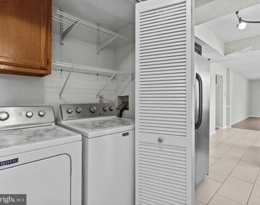 12204 Stanfield Court - Photo Thumbnail 17
