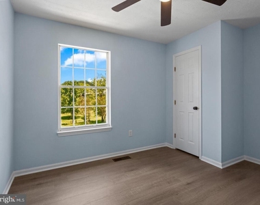 12204 Stanfield Court - Photo Thumbnail 27