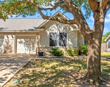 160 Prairie Springs Loop - Photo Thumbnail 1