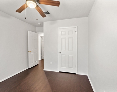 160 Prairie Springs Loop - Photo Thumbnail 24