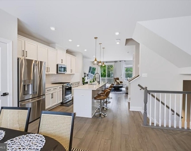3529 Stella Blue Drive - Photo Thumbnail 7