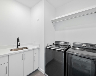 1225 Hillside Ave - Photo Thumbnail 32