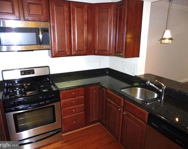 38 Maryland Avenue - Photo Thumbnail 1