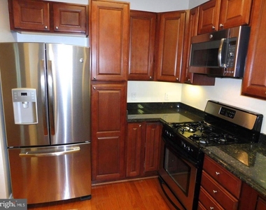 38 Maryland Avenue - Photo Thumbnail 2