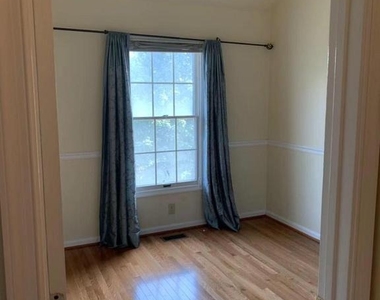 19027 Steeple Place - Photo Thumbnail 13