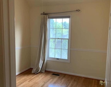 19027 Steeple Place - Photo Thumbnail 14
