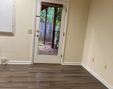 19027 Steeple Place - Photo Thumbnail 28