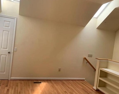 19027 Steeple Place - Photo Thumbnail 18