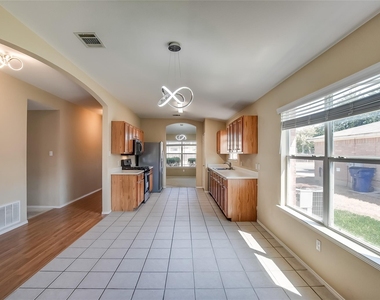 602 Mccarthur Dr - Photo Thumbnail 9