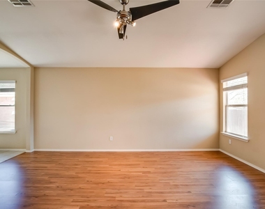 602 Mccarthur Dr - Photo Thumbnail 8