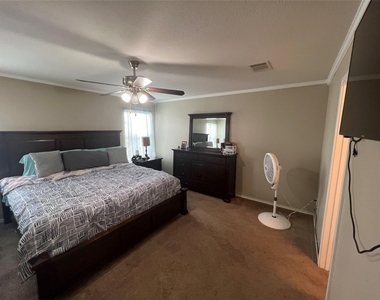 207 Remington Run - Photo Thumbnail 6