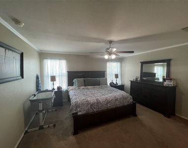207 Remington Run - Photo Thumbnail 5