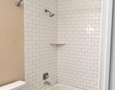 418 Linden St - Photo Thumbnail 16