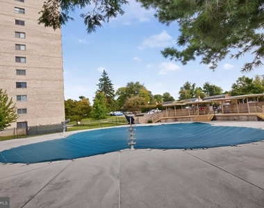 1111 W University Boulevard W - Photo Thumbnail 32