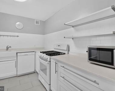 1111 W University Boulevard W - Photo Thumbnail 20