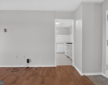 1111 W University Boulevard W - Photo Thumbnail 14