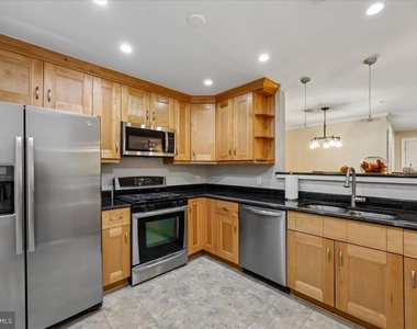 20404 Shore Harbour Drive - Photo Thumbnail 8