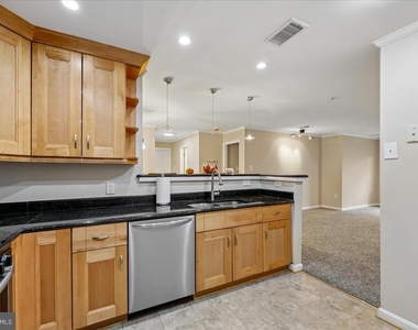 20404 Shore Harbour Drive - Photo Thumbnail 13