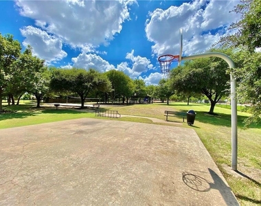 1001 Winnsboro Loop - Photo Thumbnail 31