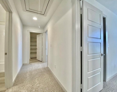 1001 Winnsboro Loop - Photo Thumbnail 20