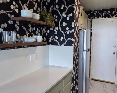 10500 Rockville Pike - Photo Thumbnail 4