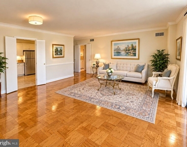 4620 N Park Avenue - Photo Thumbnail 2