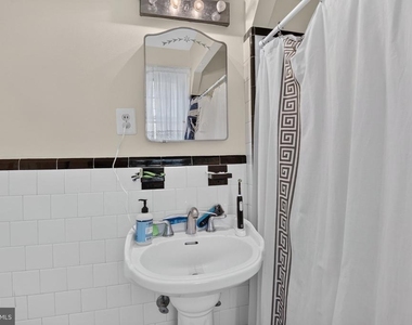 3511 Woodbine Street - Photo Thumbnail 17