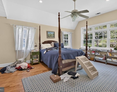 3511 Woodbine Street - Photo Thumbnail 18