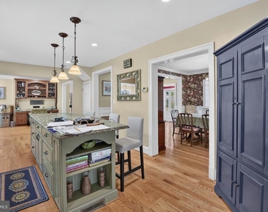 3511 Woodbine Street - Photo Thumbnail 13