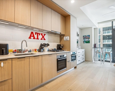 44 East Ave - Photo Thumbnail 3
