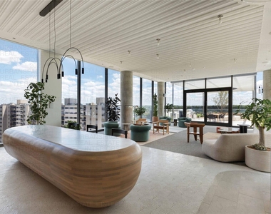 44 East Ave - Photo Thumbnail 10