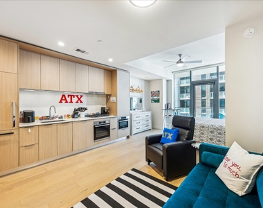 44 East Ave - Photo Thumbnail 4
