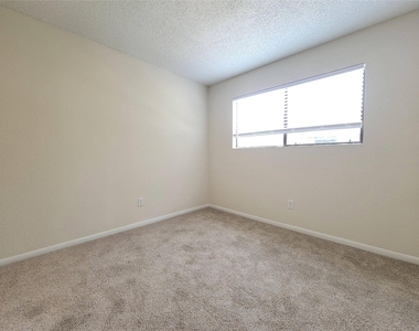 8706 Schick Rd - Photo Thumbnail 20