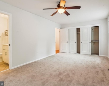11756 Lone Tree Court - Photo Thumbnail 12