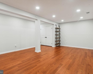 11756 Lone Tree Court - Photo Thumbnail 15