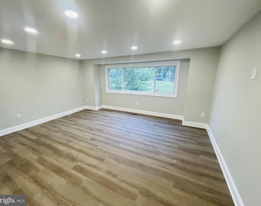 9332 Matador Road - Photo Thumbnail 10