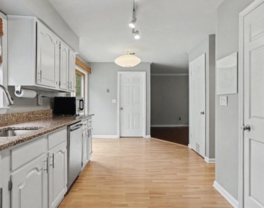 13083 Williamfield Drive - Photo Thumbnail 14