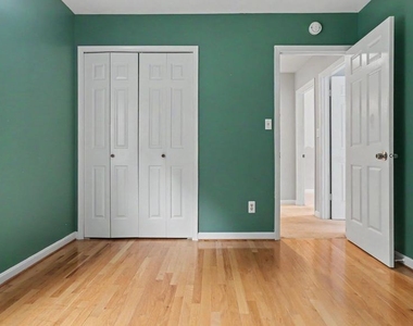 13083 Williamfield Drive - Photo Thumbnail 28