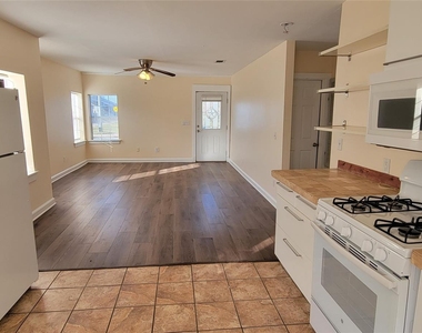503 Martin Luther King Dr - Photo Thumbnail 2