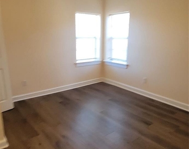 503 Martin Luther King Dr - Photo Thumbnail 9