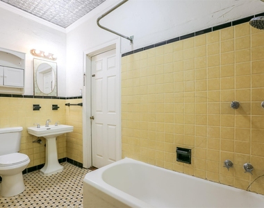 308 E 32nd St - Photo Thumbnail 17
